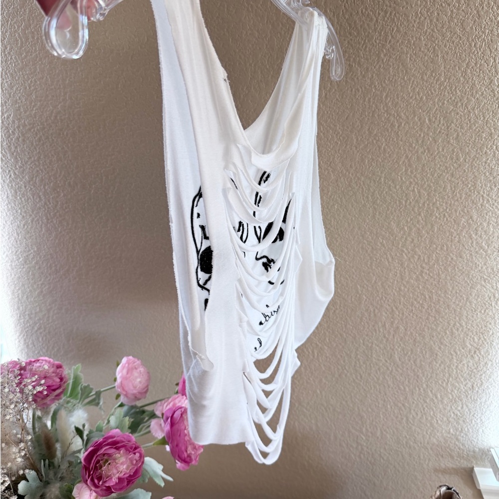 Hand Cut White Skull Graphic Tank Top Open back. - Picture 3 of 3